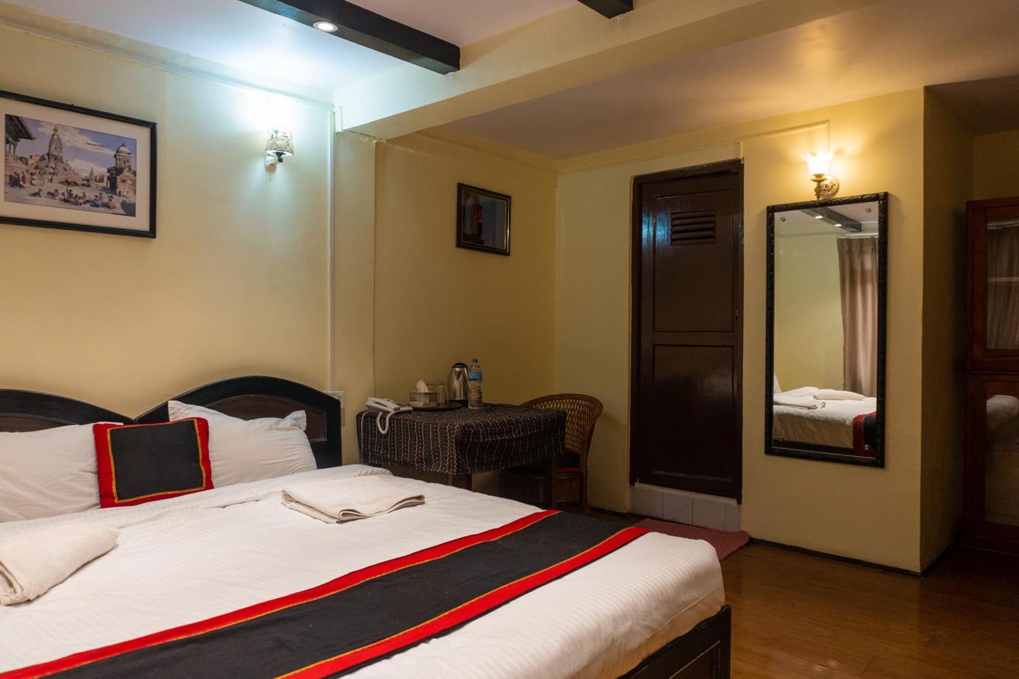 Tulaja Boutique Hotel Bhaktapur Bagian luar foto