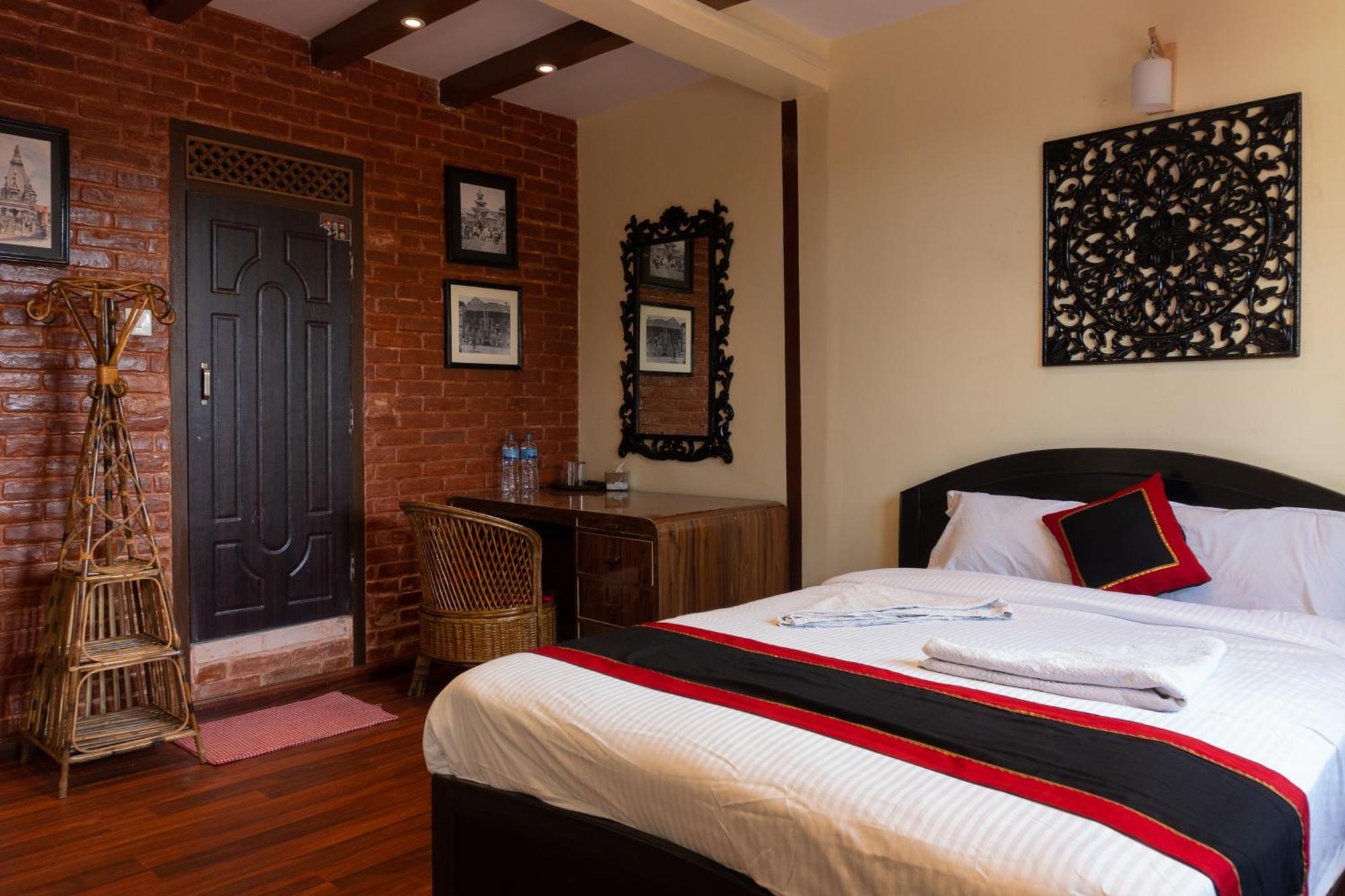 Tulaja Boutique Hotel Bhaktapur Bagian luar foto