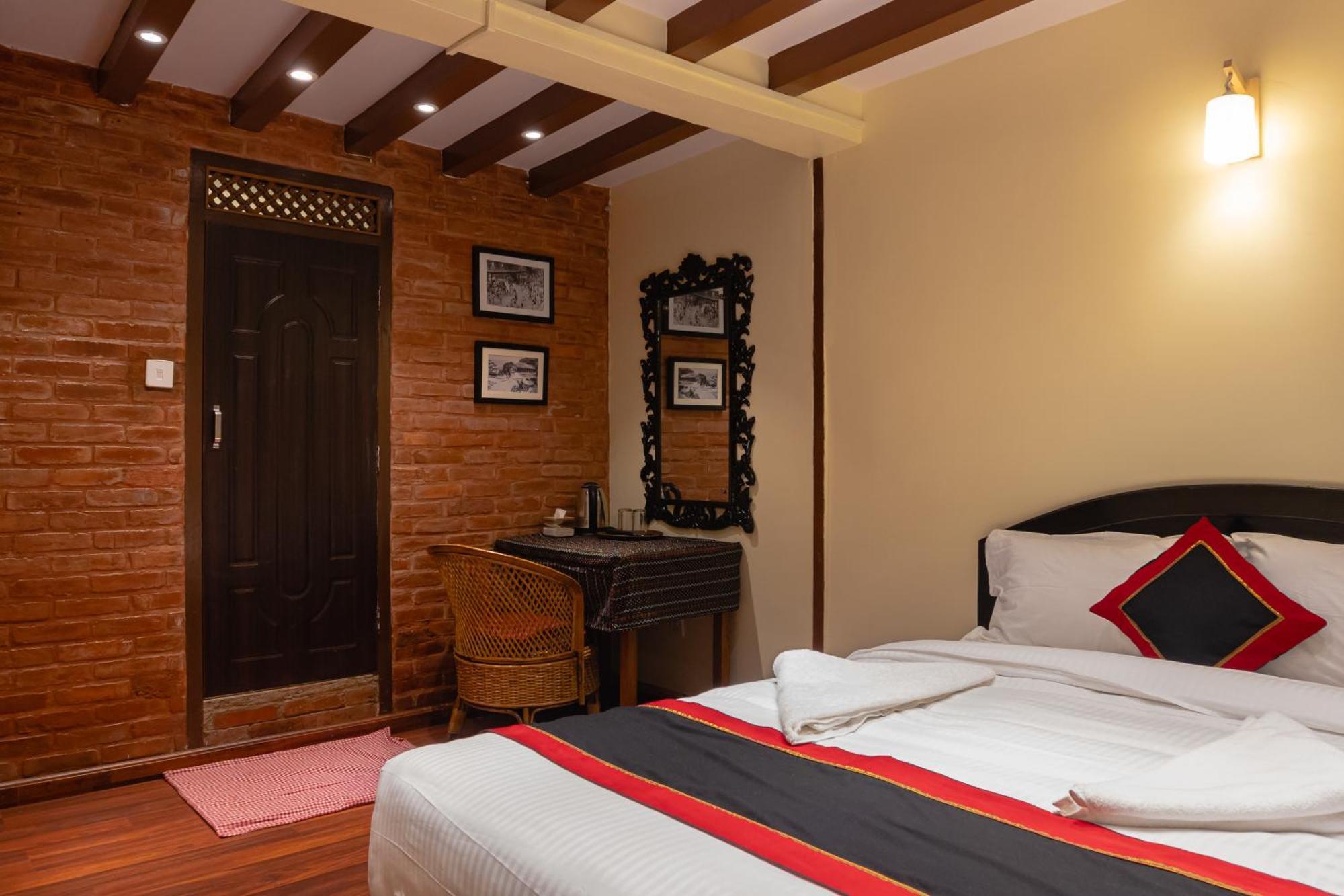 Tulaja Boutique Hotel Bhaktapur Bagian luar foto